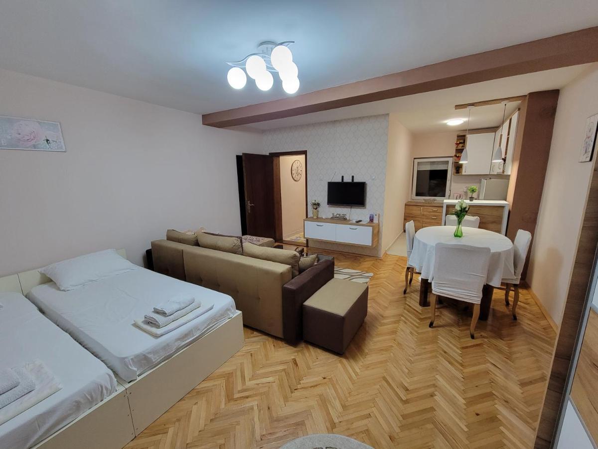 Stavrov Apartment Negotino  Buitenkant foto